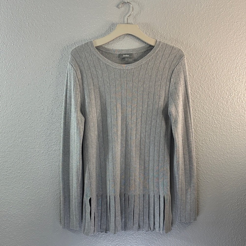 Neiman Marcus Gray Ribbed Knit Sweater